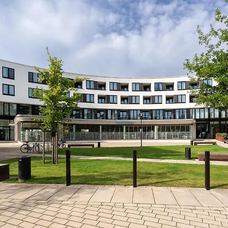 Ueppige Oase Mit Badewanne Und Appartement Lübeck